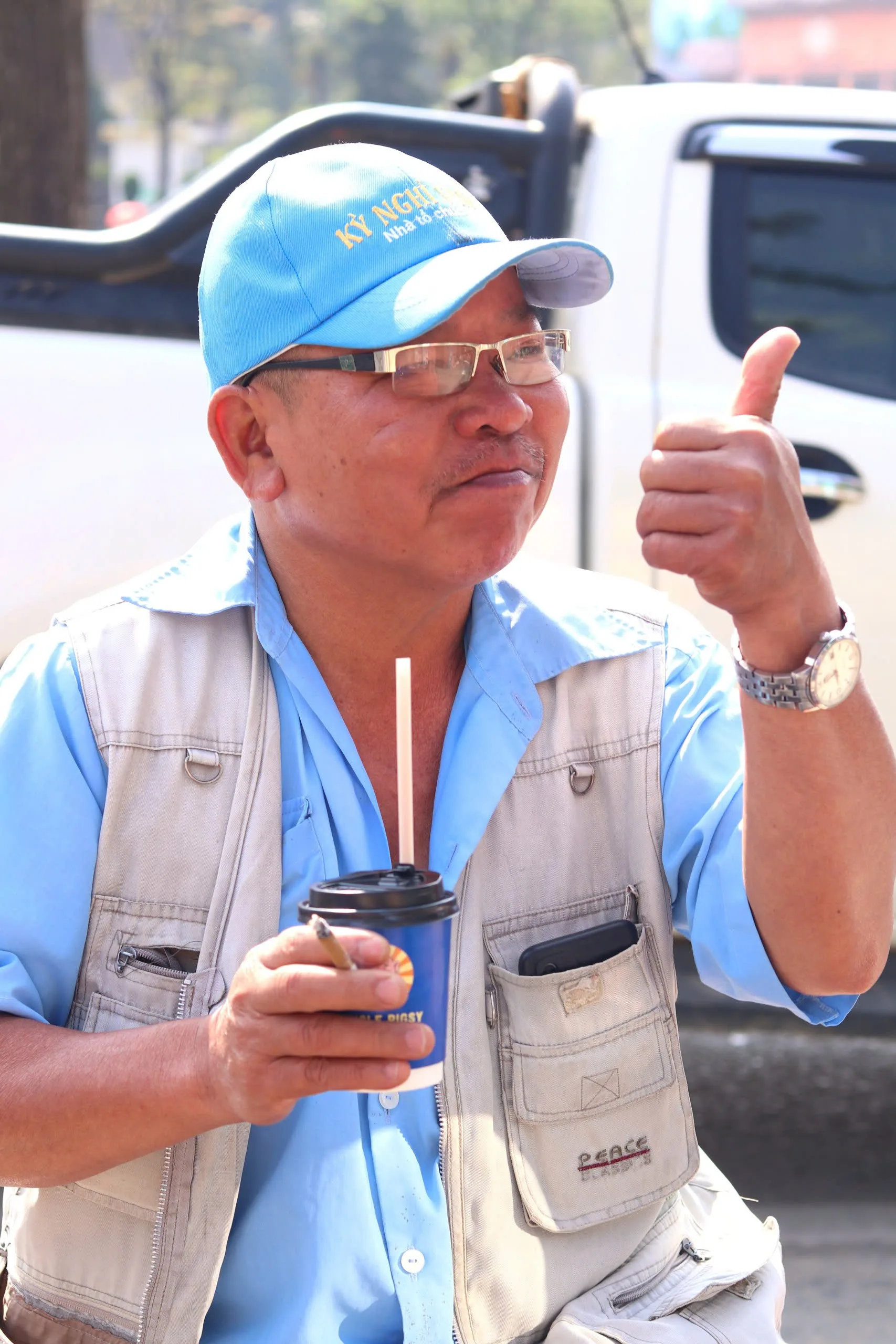 Liên hệ